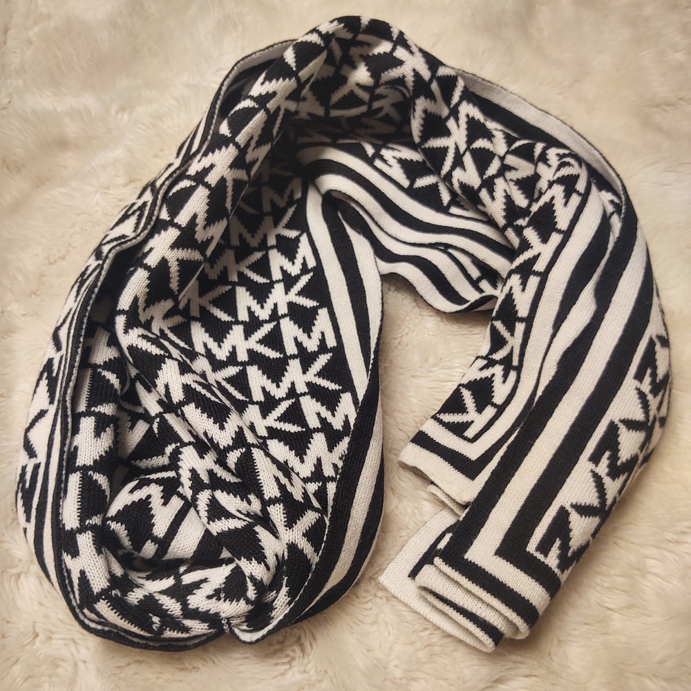 Michael Kors Scarf